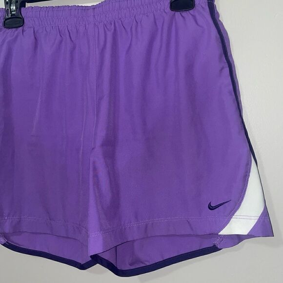 Nike shorts  - Picture 3 of 4